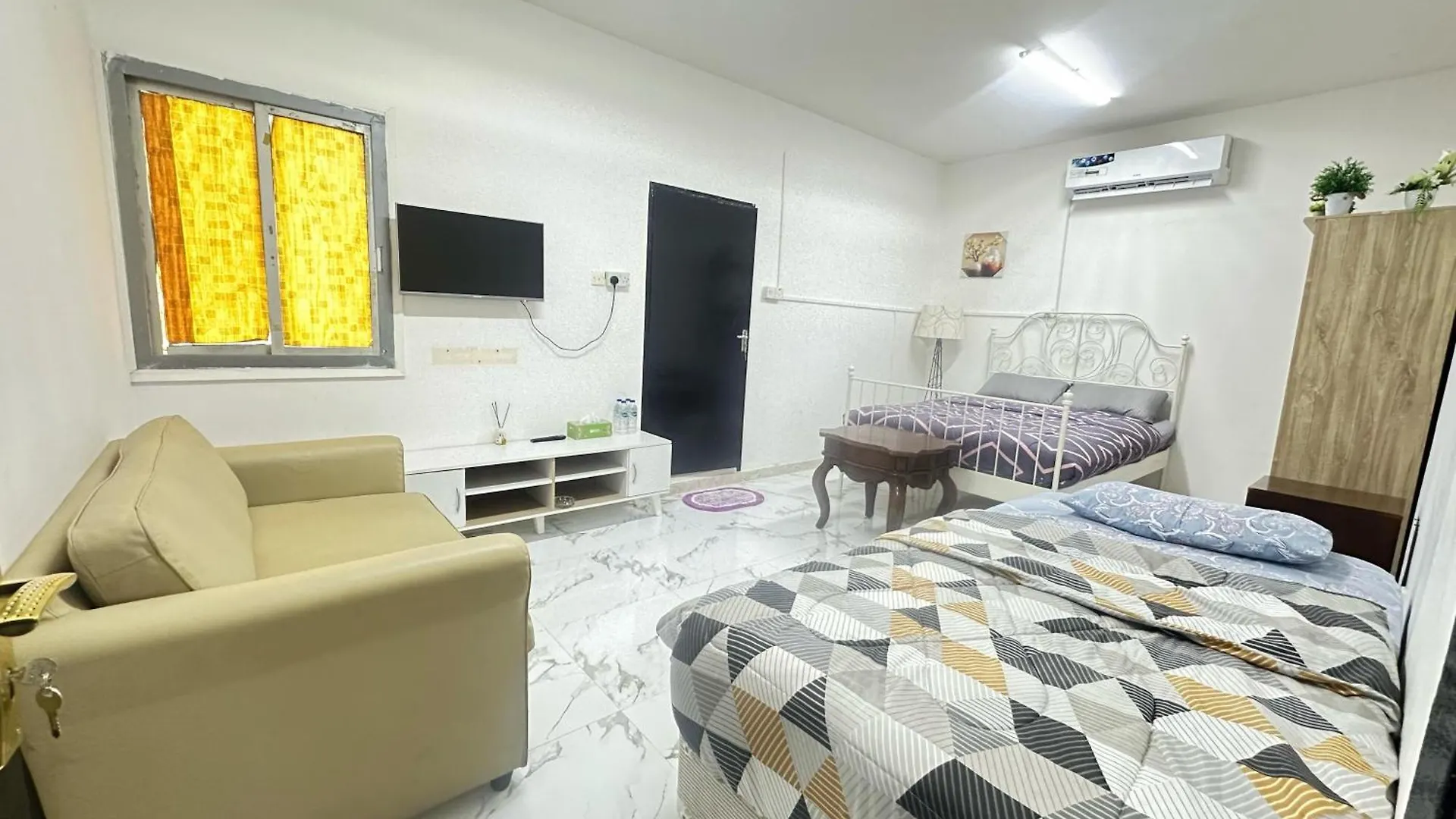 Comfy Studio Apartment Абу-Даби